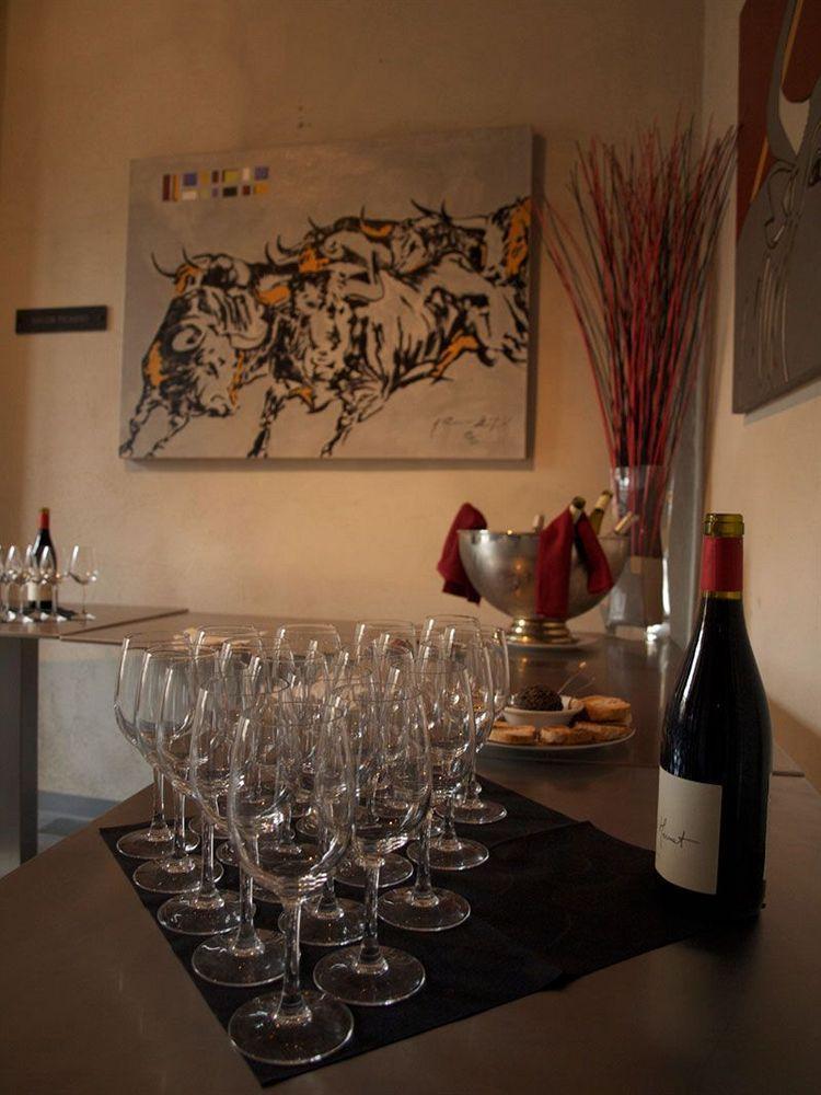 Odalys City Nimes Le Cheval Blanc Zewnętrze zdjęcie